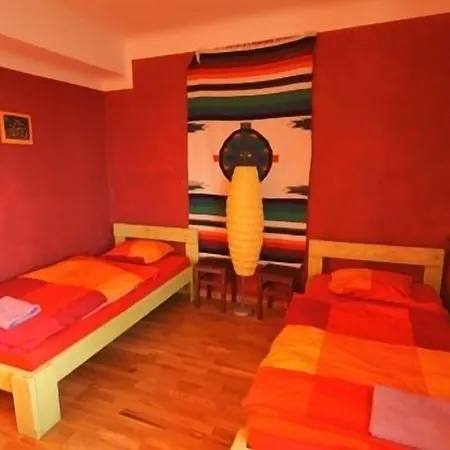 El Hostel *