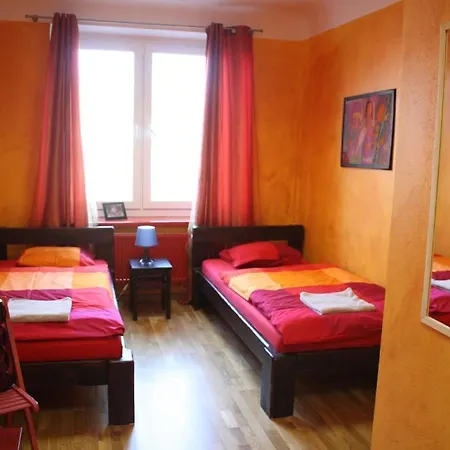 El Hostel