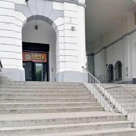 El