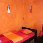 El