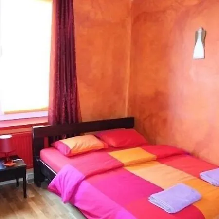 El Hostel