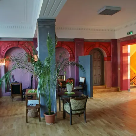 Hostel El